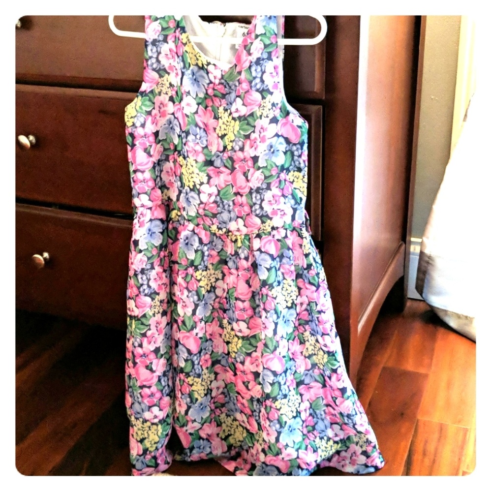 Girls dress